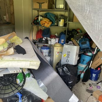 Yankee Haul Away - Garage cleanout. - Junk Removal & Hauling Near Me Yankee Haul Away - Garage cleanout. - Junk Removal & Hauling Near Me