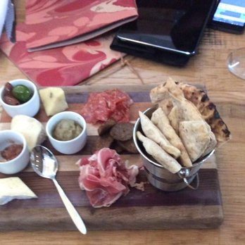 Sixty Vines - Tasty appetizers - New American Near Me - Plano, Texas