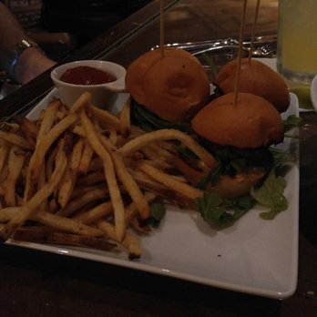 The Driskill Bar - Texas wagyu akaushi beef sliders- arugula,bleu cheese,truffle aioli, hand cut - Lounges Near Me - Austin, Texas