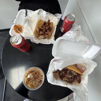 It's In The Sauce BBQ - Barbeque Near Me - Oxnard, California It's In The Sauce BBQ - Barbeque Near Me - Oxnard, California