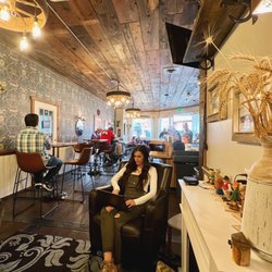 Bumper Crop Coffee - Seating area