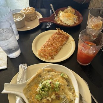 Bisbee Breakfast Club - Huevos Rancheros, Hashbrowns, and Wingdinger - American Near Me - Bisbee, Arizona Bisbee Breakfast Club - Huevos Rancheros, Hashbrowns, and Wingdinger - American Near Me - Bisbee, Arizona