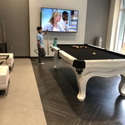 Pearl. Dentistry Reimagined - Pool table
