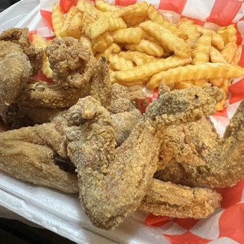 Tunis - Chicken Wings + Fries - Chicken Wings Near Me - Jacksonville, Florida