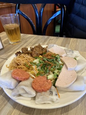 Phở Viet by null