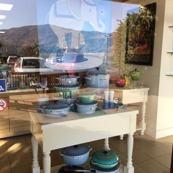 Le Creuset Outlet Store - September 2016 window display - Tableware Near Me - Cabazon, California