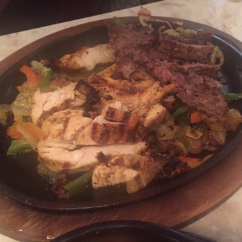 Chuy's - Half and half fajitas (chicken and beef) - Mexican Near Me - Orlando, Florida Chuy's - Half and half fajitas (chicken and beef) - Mexican Near Me - Orlando, Florida