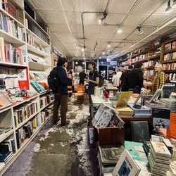 Spoonbill & Sugartown Booksellers - Interior