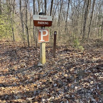 Red River Gorge - Parking lot we used - Hiking Near Me - Stanton, Kentucky