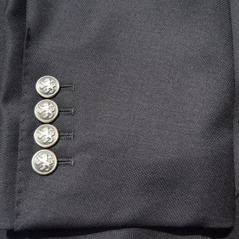 Wittmann Custom Tailoring - Functional buttonholes - Men's Clothing Near Me - Dayton, Ohio Wittmann Custom Tailoring - Functional buttonholes - Men's Clothing Near Me - Dayton, Ohio