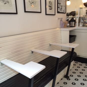 Morgenstern's - Where I sat. Not busy today before noon. - Ice Cream & Frozen Yogurt Near Me - New York, New York