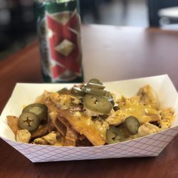 Hawks Creek Golf Club - Whipped me up some nachos and they were fabulous.