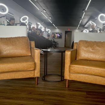 Twelve 7 Barbershop - Barbers Near Me - Worthington, Ohio Twelve 7 Barbershop - Barbers Near Me - Worthington, Ohio