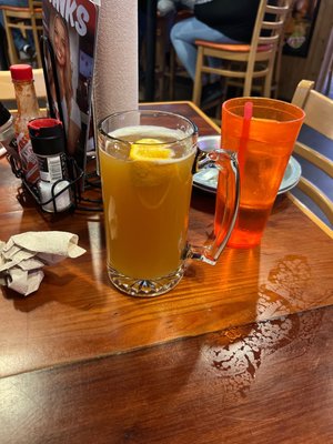 Hooters by null