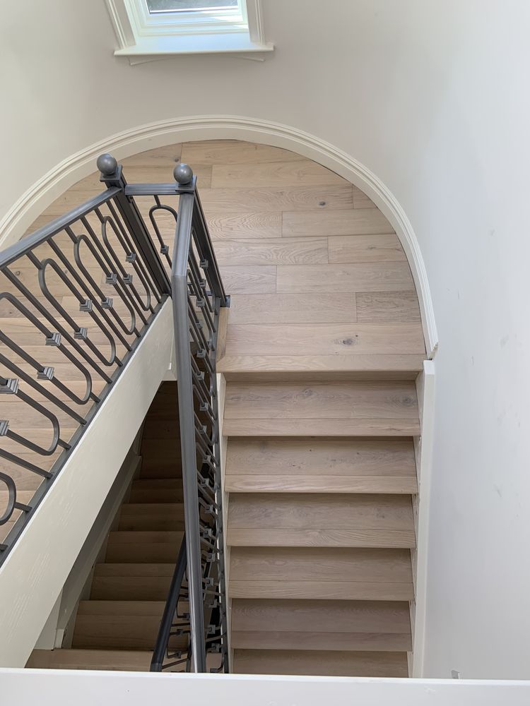 Slide of Castillo Flooring