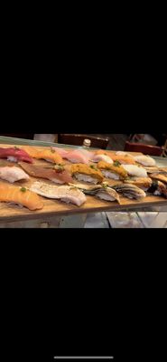 Sushi Ye by null