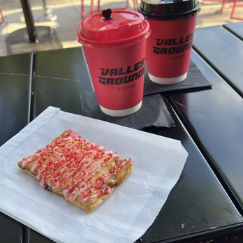 Valley Grounds Coffee - Strawberry pop tart, lattes - Coffee & Tea Near Me - Los Angeles, California Valley Grounds Coffee - Strawberry pop tart, lattes - Coffee & Tea Near Me - Los Angeles, California