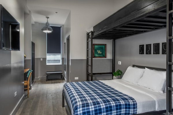 FieldHouse Jones by null