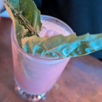 I Like It Like That Bar - Cocktail Bars Near Me - Columbus, Ohio