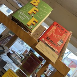 Bookasaurus