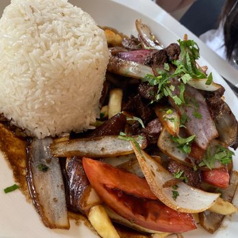 CVI.CHE 105 - Lomo Saltado - Seafood Near Me - Miami Beach, Florida