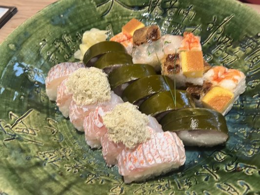 Izuju Sushi by null