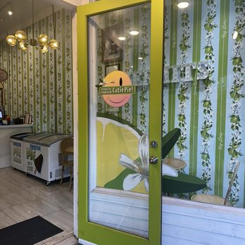 Kermit's Key Lime Shop - Desserts Near Me - Key West, Florida Kermit's Key Lime Shop - Desserts Near Me - Key West, Florida