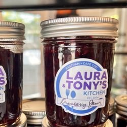 Laura & Tony's Kitchen - Local Cranberry Jam !