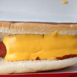 7-Eleven - No sauerkraut :(