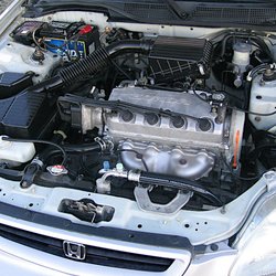 Cincinnati Auto Salon - Chris made my engine look like new.
