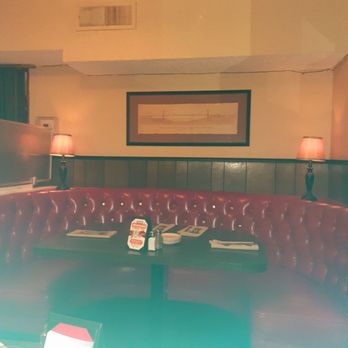 The San Franciscan - Old fashioned booth in dark lighting and small lamps - Karaoke Near Me - Torrance, California The San Franciscan - Old fashioned booth in dark lighting and small lamps - Karaoke Near Me - Torrance, California