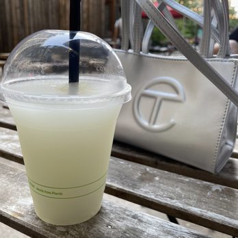 Barrow’s Intense NY Tasting Room - Intense Frozen Mule - Distilleries Near Me - Brooklyn, New York Barrow’s Intense NY Tasting Room - Intense Frozen Mule - Distilleries Near Me - Brooklyn, New York