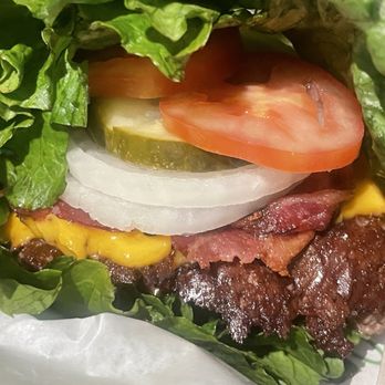 Shake Shack Burbank - Cheeseburger protein style - Fast Food Near Me - Burbank, California
