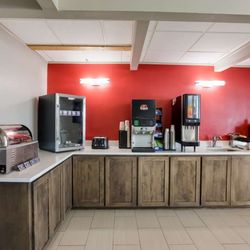 SureStay Hotel by Best Western Higginsville - BreakfastArea