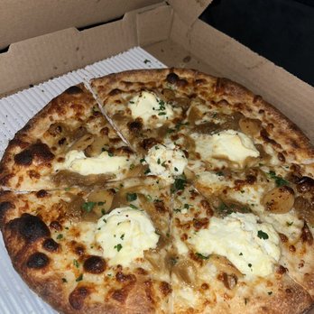 Pie Punks - Onion & ricotta pizza - Pizza Near Me - San Francisco, California Pie Punks - Onion & ricotta pizza - Pizza Near Me - San Francisco, California