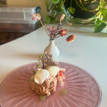 Patisserie Tomoko - Mont Blanc - Desserts Near Me - Brooklyn, New York