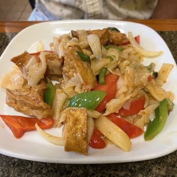 Thaitation - Drunken Noodle Dinner - Thai Near Me - Boston, Massachusetts