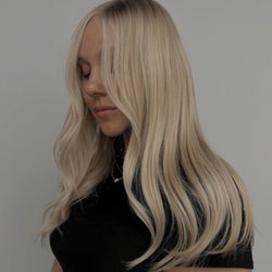 Azza Salon