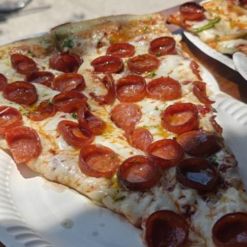 King Slice - Pizza Near Me - Toronto, Ontario King Slice - Pizza Near Me - Toronto, Ontario