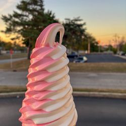 Zesto Ice Cream and Yogurt - Strawberry and Vanilla twist cone