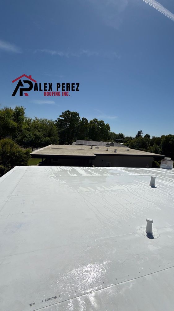 Slide of Alex Perez's Roofing