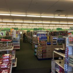 Dollar Tree - Foxborough Dollar Tree -- Route 140 Plaza : 30 Commercial Street / Route 140, Foxborough Interior