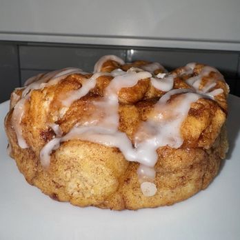 Breadsmith - Mini Cinnamon Swirl pull apart - Bakeries Near Me - Saint Paul, Minnesota
