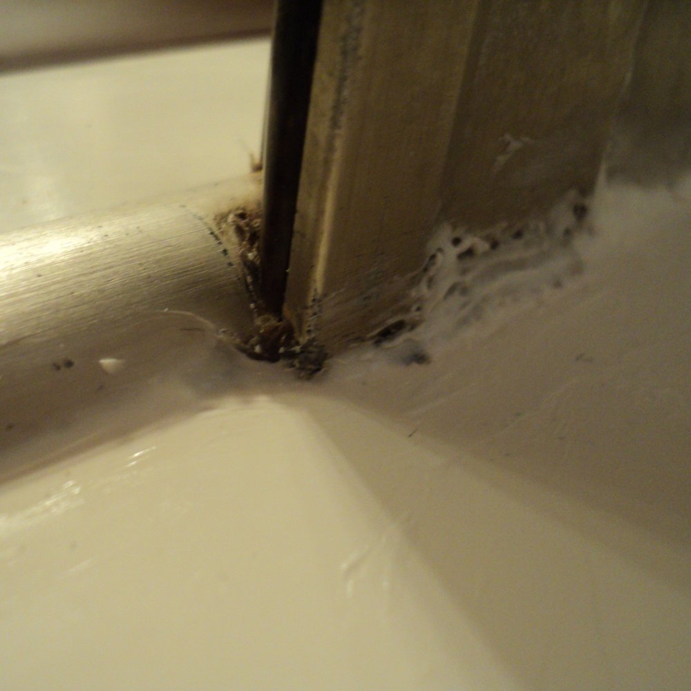 Arizona Grout Restoration - 8_caulk_smeared_over_corrosion_1 - Grout Services Near Me - Phoenix, Arizona Arizona Grout Restoration - 8_caulk_smeared_over_corrosion_1 - Grout Services Near Me - Phoenix, Arizona