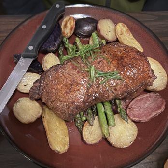 Coopershill - Steak Dinner - Irish Pub Near Me - Peterborough, New Hampshire Coopershill - Steak Dinner - Irish Pub Near Me - Peterborough, New Hampshire