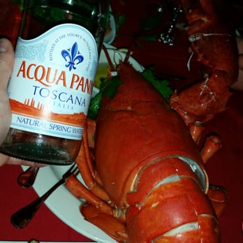Palominos Bar and Restaurant - Bars Near Me - Franklin Square, New York
