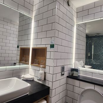 Holiday Inn - Holiday Inn, London. 10*04*25 - Hotels Near Me - West Drayton, XGL Holiday Inn - Holiday Inn, London. 10*04*25 - Hotels Near Me - West Drayton, XGL
