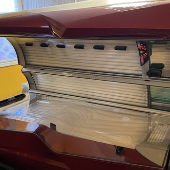 Buntastic Tan - Ergoline excellence 800 - Tanning Near Me - Murphy, North Carolina Buntastic Tan - Ergoline excellence 800 - Tanning Near Me - Murphy, North Carolina