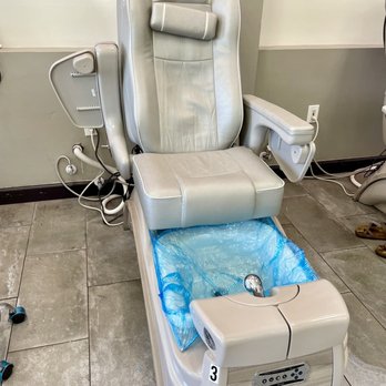 Nail Studio San Carlos - Nail Salons Near Me - San Diego, California