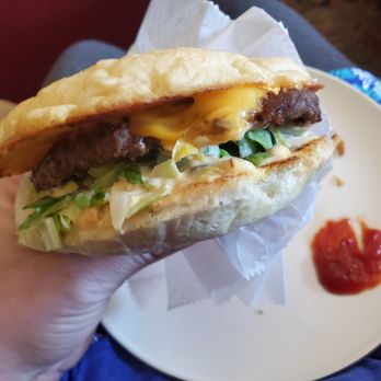 Wee B's - 1/4 lb cheeseburger - Burgers Near Me - Anchorage, Alaska